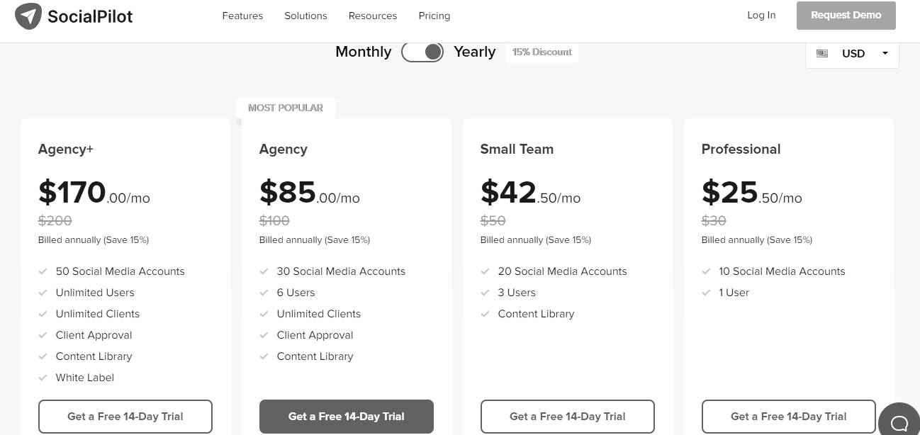 socialpilot vs hootsuite